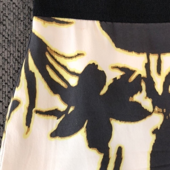 Ann Taylor Lined Skirt Silk Blend Floral Print Zip & Snap Elastic Waistband W 0P - Picture 3 of 6